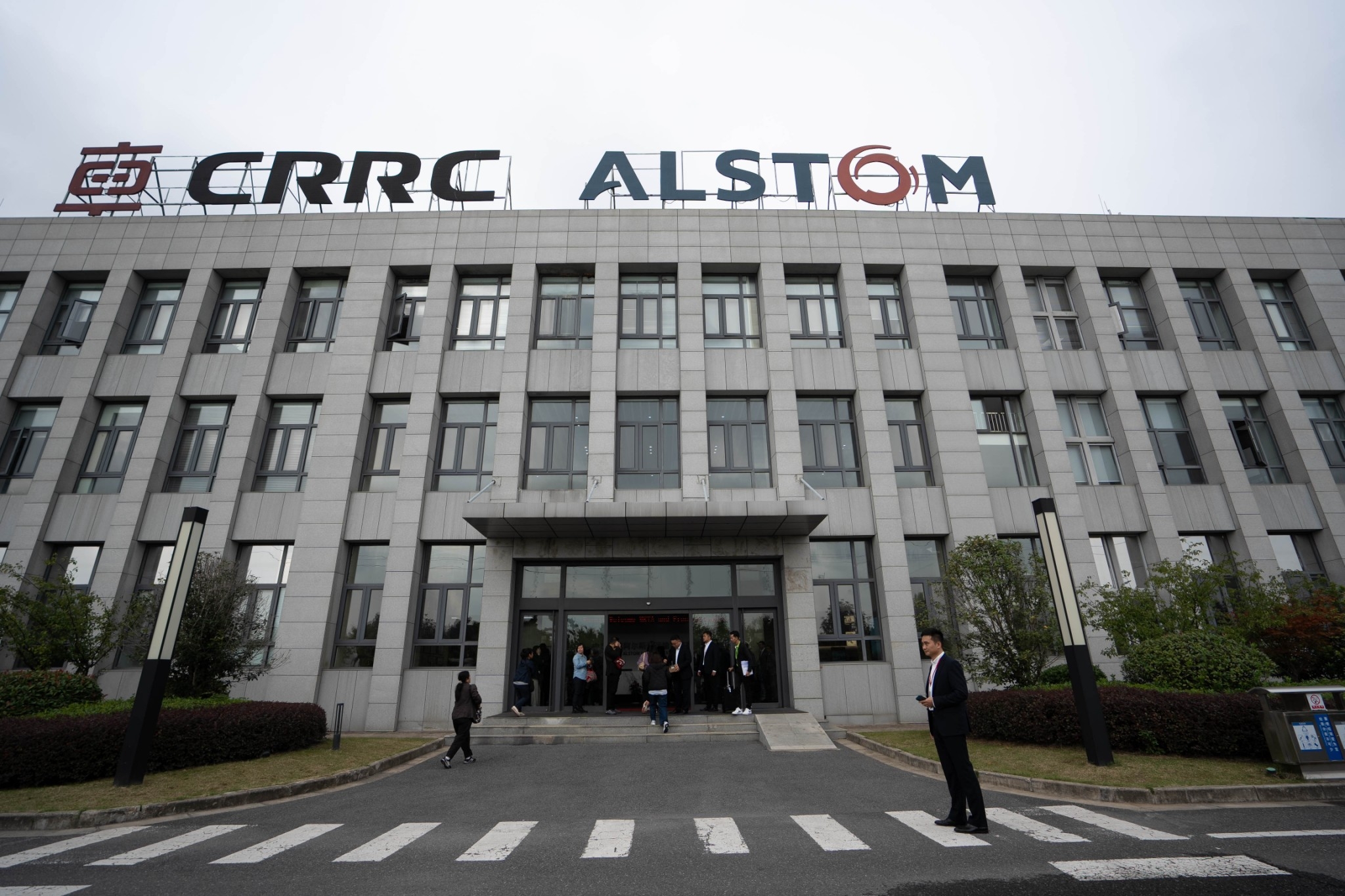 รฟม. นำเยือนอู๋หู ชมโรงงาน CRRC Alstom ยกระดับมาตรฐานผลิตรถไฟฟ้าระบบ Monorail – APM